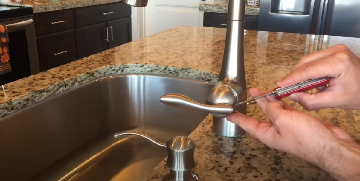 How to Tighten a Loose Kitchen Faucet Handle at Home