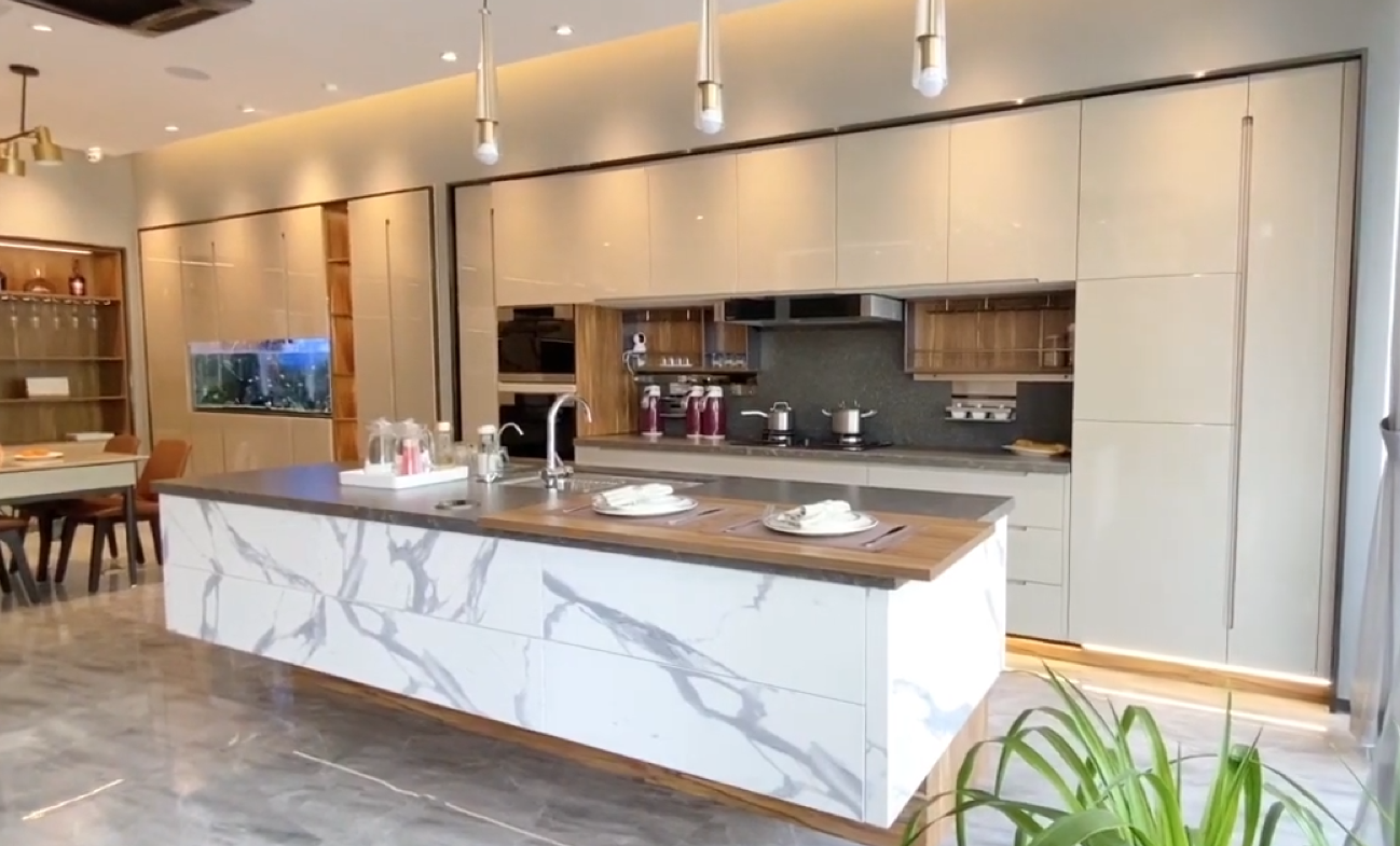 acrylic-vs-lacquer-kitchen-cabinets-what-s-the-difference-kitchenprofy