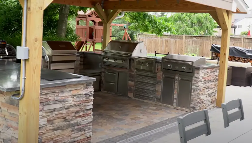 Types of Pavers for Outdoor Kitchens