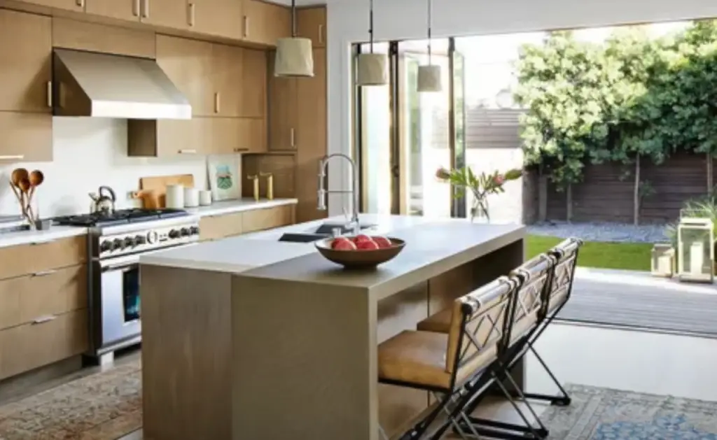 Eat In Kitchen vs. Dining Room: Kitchen Remodel Decisions
