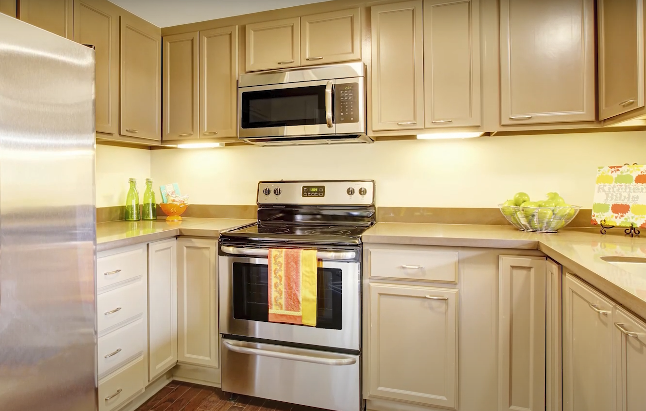 Frameless vs. Framed Kitchen Which is Better? KitchenProfy