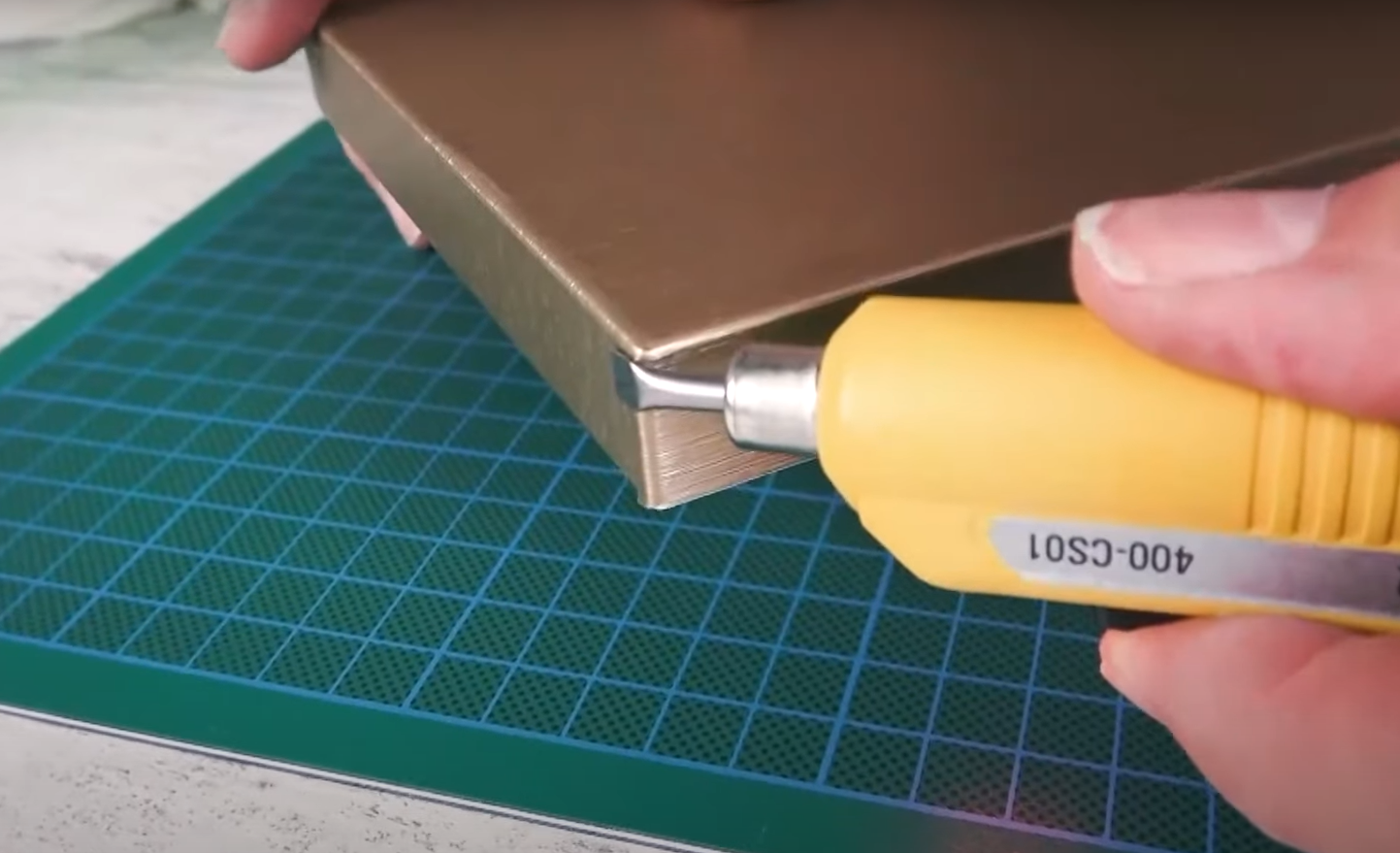 How to Cover Kitchen With Vinyl Paper? KitchenProfy