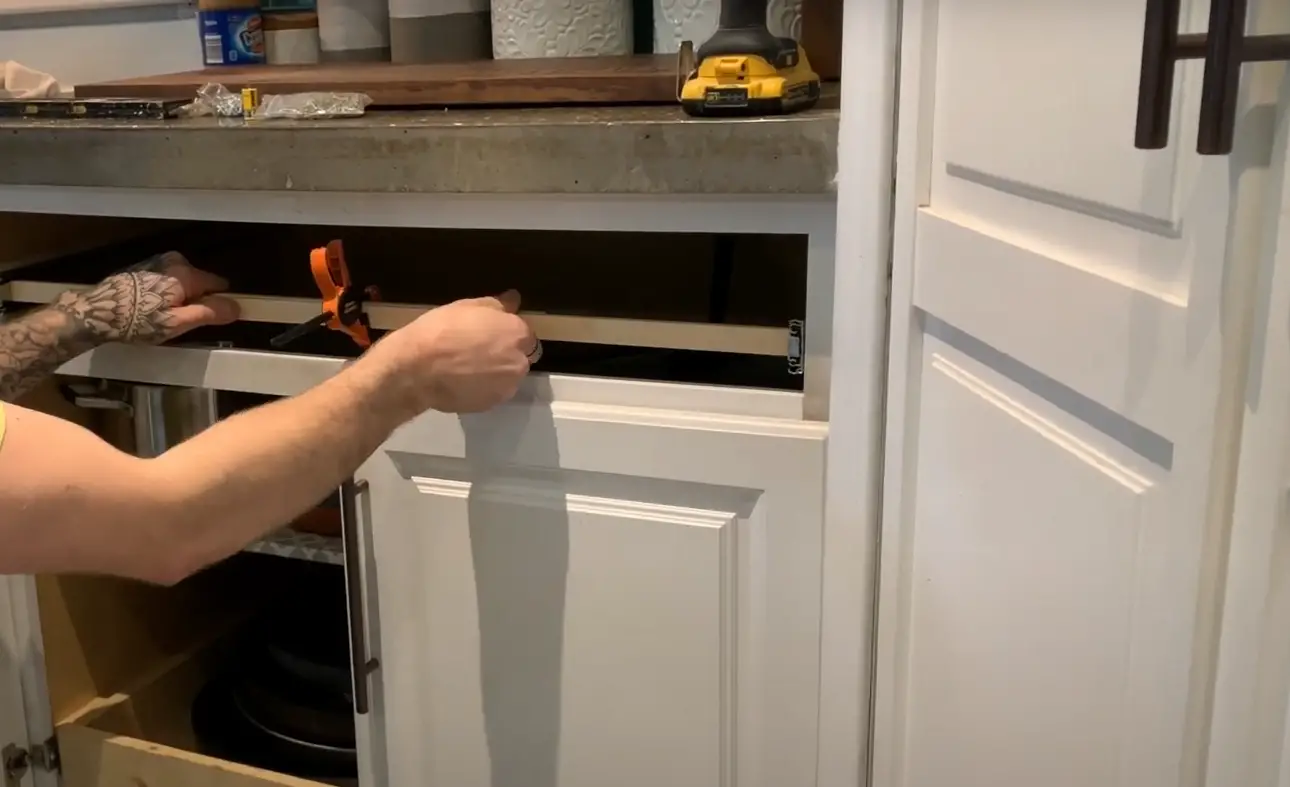 How to Replace Kitchen Drawers? KitchenProfy