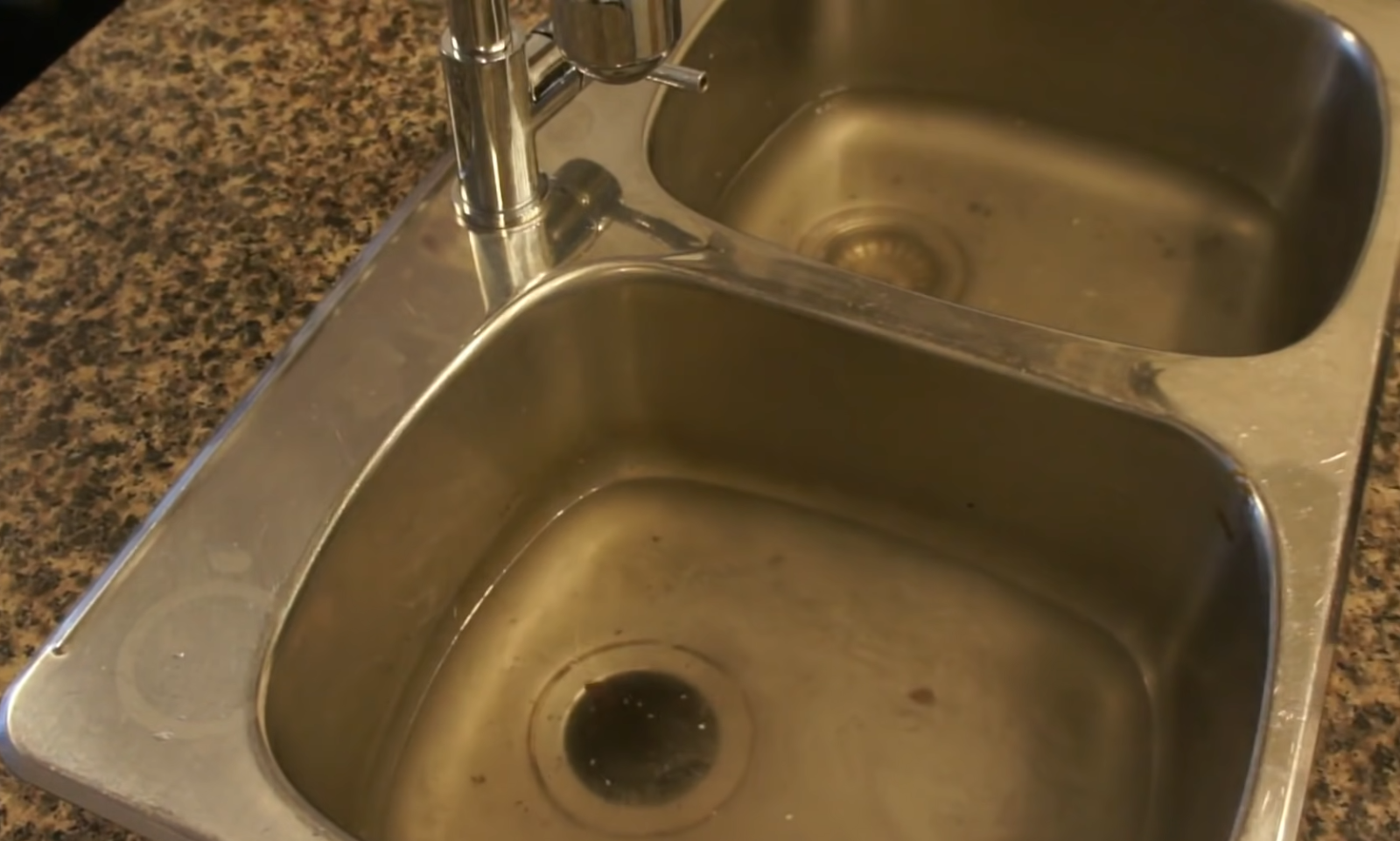 how-to-unclog-a-double-kitchen-sink-with-standing-water-kitchenprofy