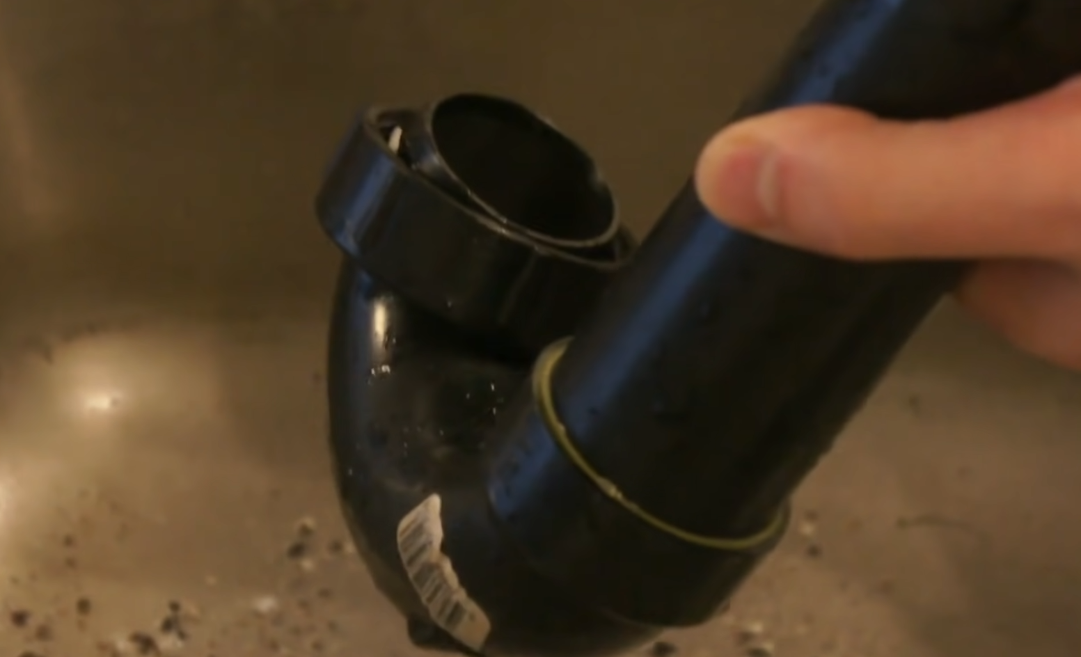 How to Unclog a Double Kitchen Sink With Standing Water? KitchenProfy