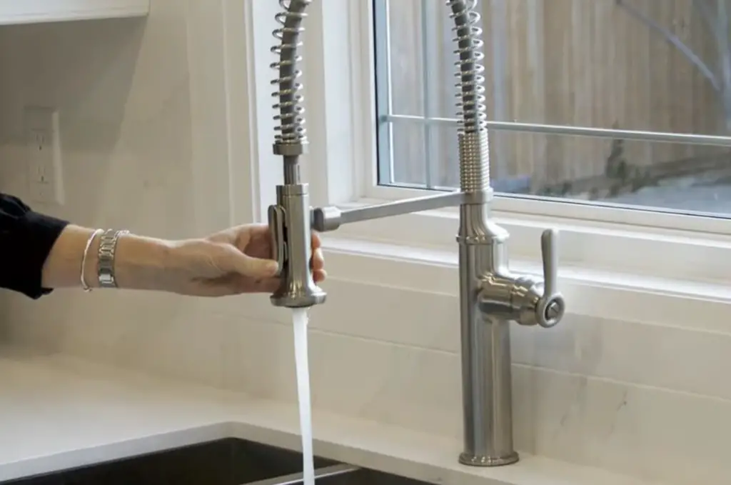 What brand of faucet do plumbers recommend?