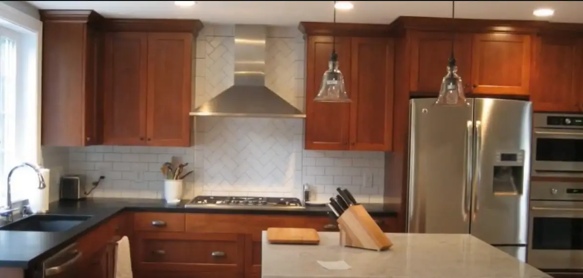 Brown Kitchen Cabinets