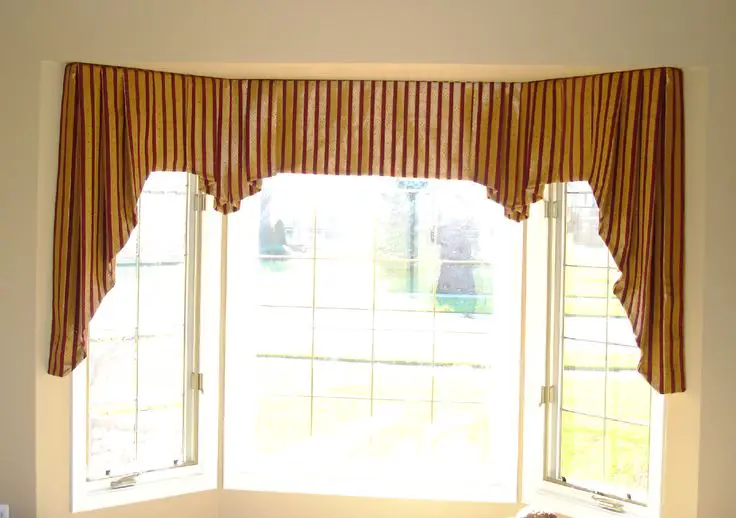 What can I use instead of a valance