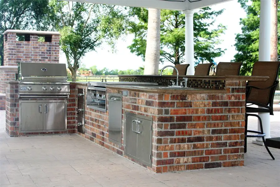 Brick Outdoor Kitchen Ideas