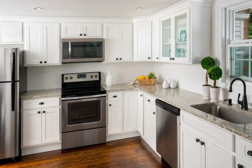 Choose Shaker-Style Cabinets For A Timeless Feel